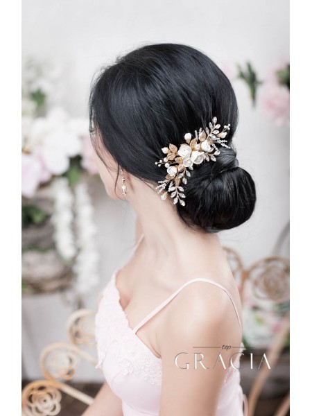 Bespoke Bridal Hair Comb from TopGracia for the Second Bridal Breath