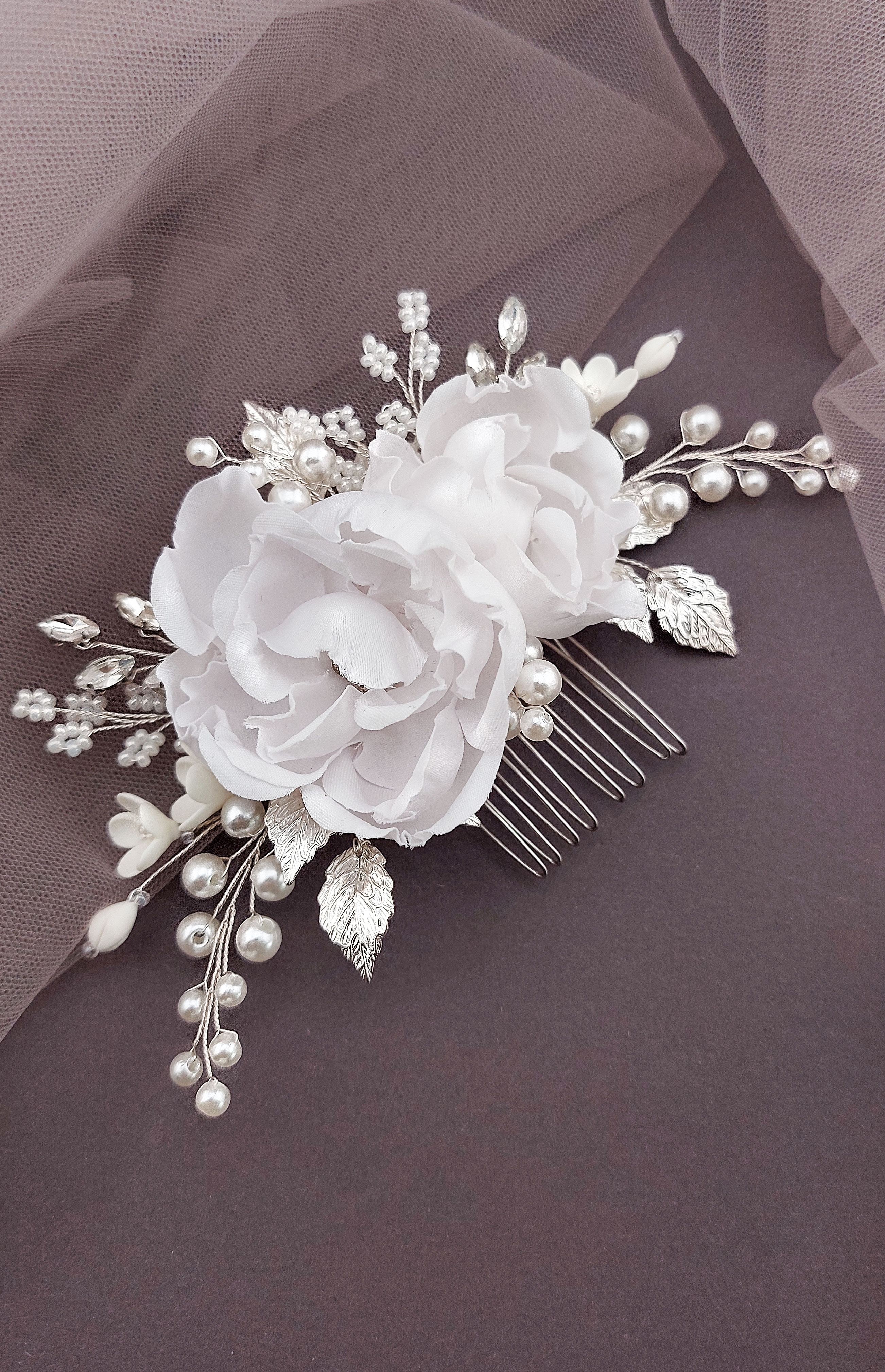 white-silk-flower-bridal-hair-comb-with-silver-leaves
