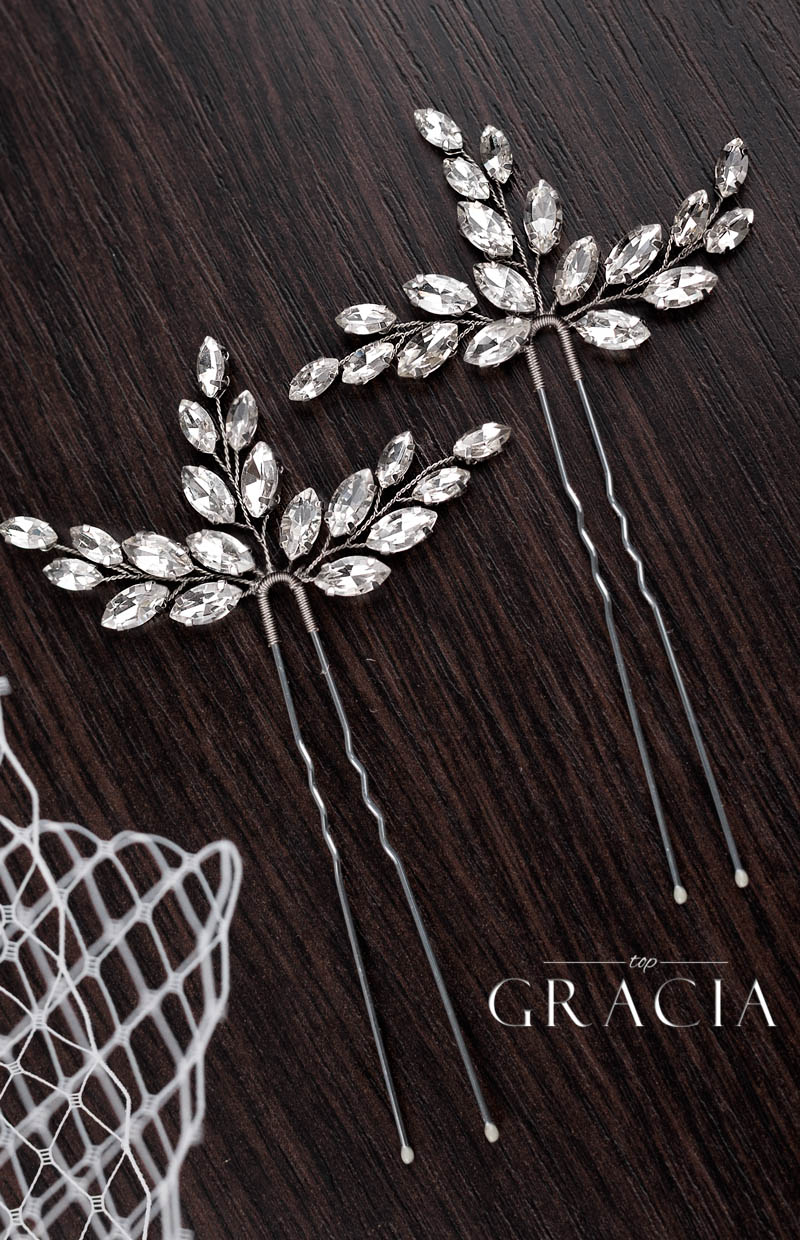 clear_crystal_bridal_hair_two_pins