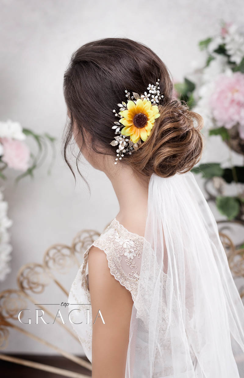 sunflower_wedding_hair_comb_with_vail