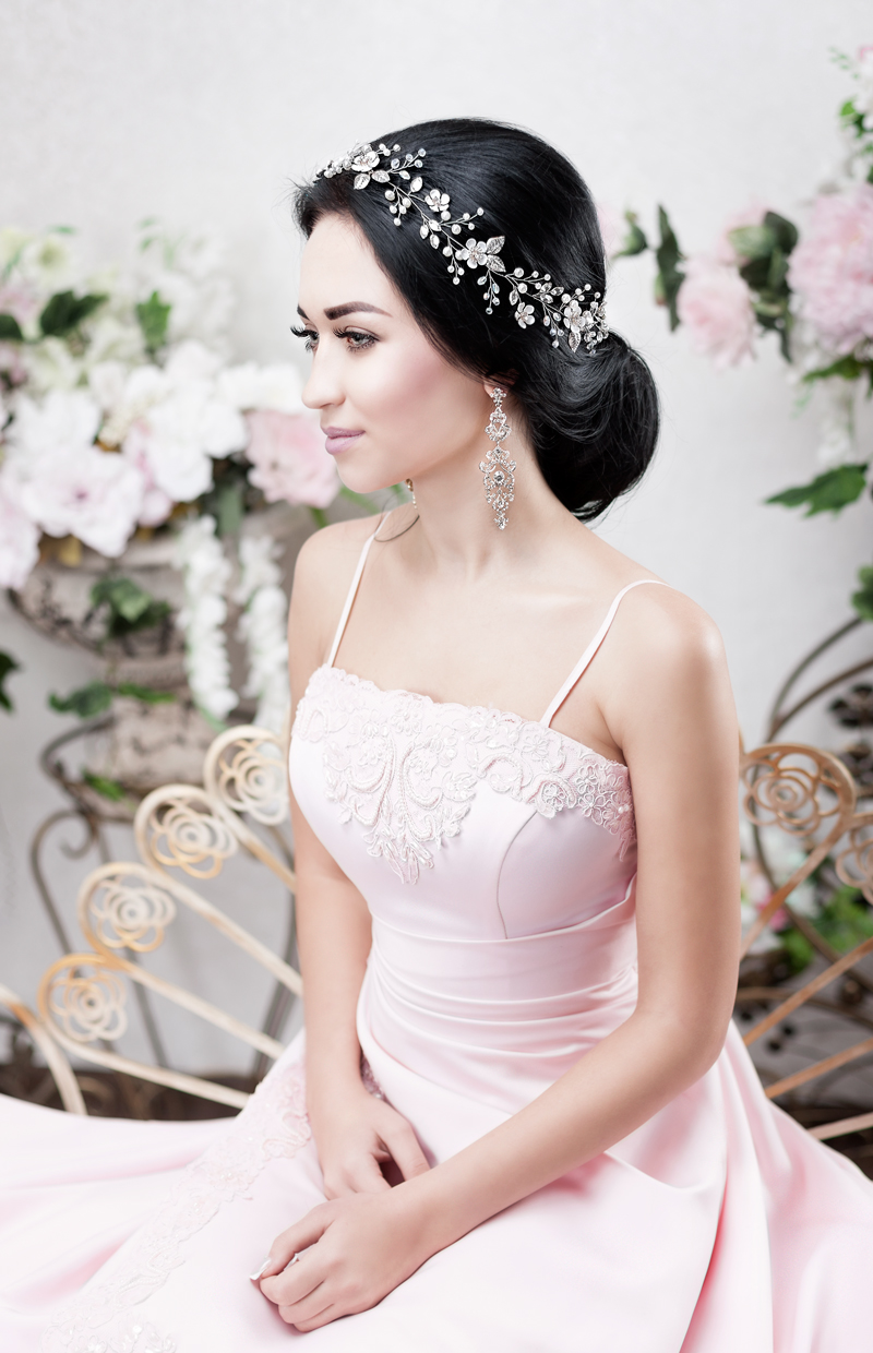 flower_leaf_ivory_wedding_hair_vine_for_long_hair